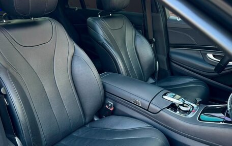Mercedes-Benz S-Класс, 2019 год, 5 450 000 рублей, 6 фотография