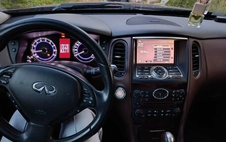Infiniti QX50 I рестайлинг, 2014 год, 1 199 000 рублей, 2 фотография