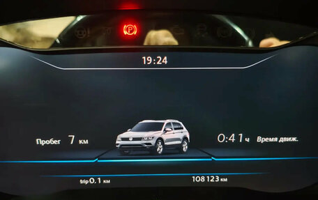 Volkswagen Tiguan II, 2017 год, 2 520 000 рублей, 9 фотография