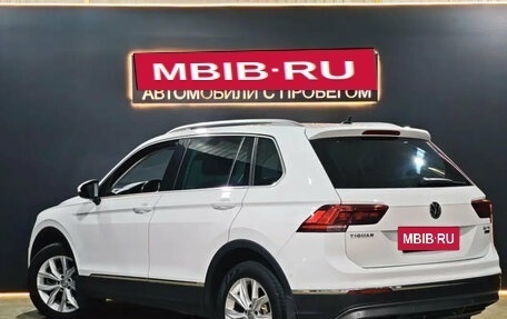 Volkswagen Tiguan II, 2017 год, 2 520 000 рублей, 7 фотография