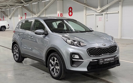KIA Sportage IV рестайлинг, 2020 год, 2 399 000 рублей, 7 фотография