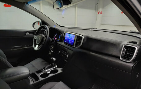 KIA Sportage IV рестайлинг, 2020 год, 2 399 000 рублей, 15 фотография