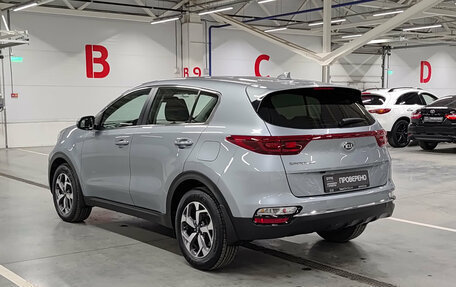 KIA Sportage IV рестайлинг, 2020 год, 2 399 000 рублей, 11 фотография