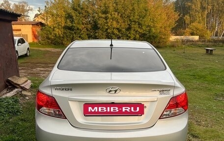 Hyundai Solaris II рестайлинг, 2012 год, 810 000 рублей, 4 фотография