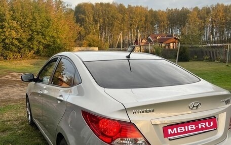 Hyundai Solaris II рестайлинг, 2012 год, 810 000 рублей, 6 фотография