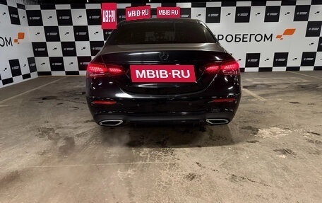 Mercedes-Benz E-Класс, 2022 год, 4 690 000 рублей, 8 фотография