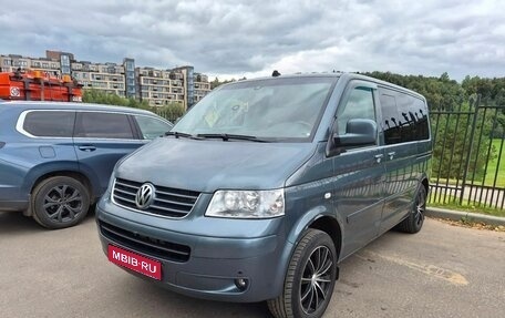 Volkswagen Multivan T5, 2004 год, 1 600 000 рублей, 1 фотография