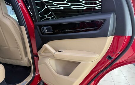 Porsche Cayenne III, 2022 год, 9 990 000 рублей, 12 фотография