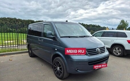 Volkswagen Multivan T5, 2004 год, 1 600 000 рублей, 2 фотография