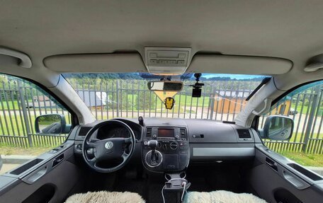 Volkswagen Multivan T5, 2004 год, 1 600 000 рублей, 8 фотография