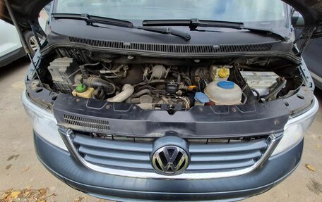 Volkswagen Multivan T5, 2004 год, 1 600 000 рублей, 12 фотография