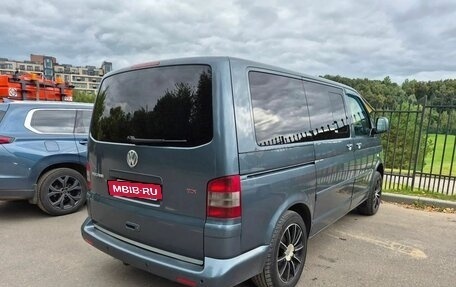 Volkswagen Multivan T5, 2004 год, 1 600 000 рублей, 5 фотография
