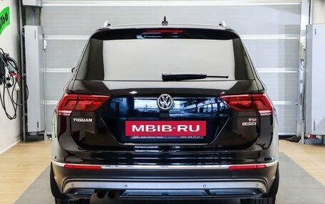 Volkswagen Tiguan II, 2017 год, 2 250 000 рублей, 5 фотография