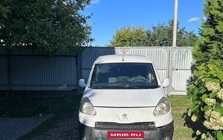 Peugeot Partner II рестайлинг 2, 2012 год, 500 000 рублей, 1 фотография