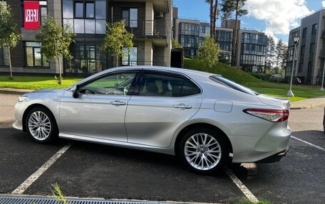 Toyota Camry, 2019 год, 2 250 000 рублей, 5 фотография