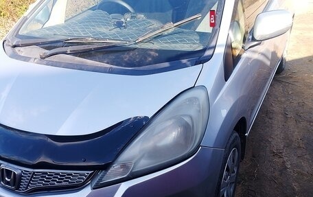 Honda Fit III, 2013 год, 770 000 рублей, 7 фотография