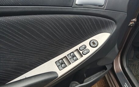 Hyundai Solaris II рестайлинг, 2014 год, 690 000 рублей, 13 фотография