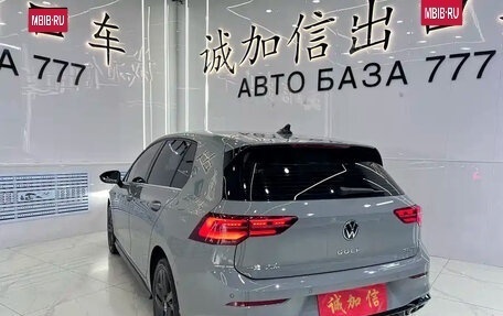 Volkswagen Golf VIII, 2022 год, 1 980 000 рублей, 5 фотография