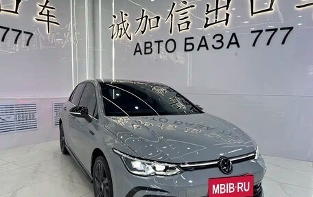 Volkswagen Golf VIII, 2022 год, 1 980 000 рублей, 3 фотография