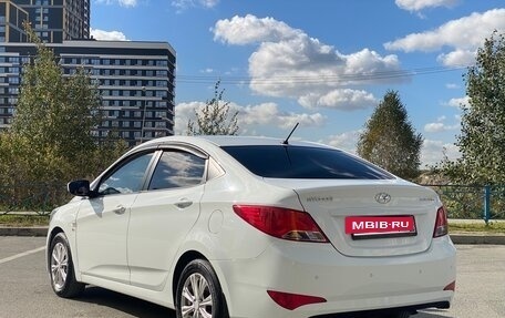 Hyundai Solaris II рестайлинг, 2014 год, 895 000 рублей, 3 фотография