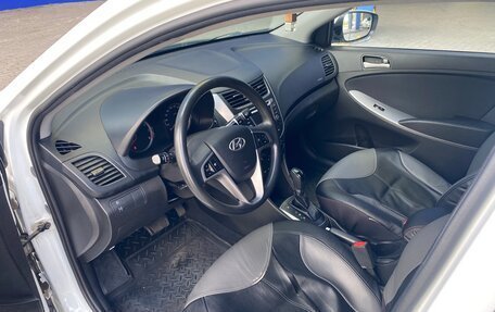 Hyundai Solaris II рестайлинг, 2014 год, 895 000 рублей, 11 фотография