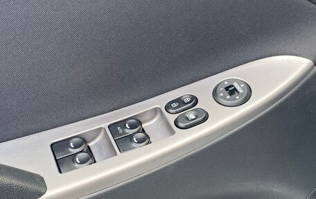 Hyundai Solaris II рестайлинг, 2014 год, 895 000 рублей, 13 фотография