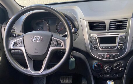 Hyundai Solaris II рестайлинг, 2014 год, 895 000 рублей, 19 фотография