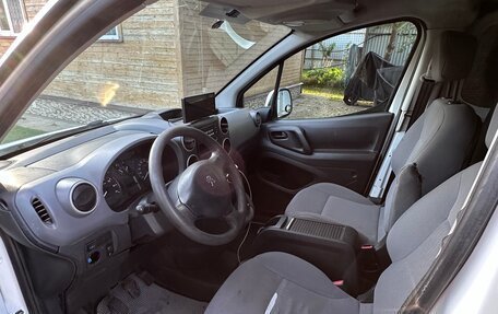 Peugeot Partner II рестайлинг 2, 2012 год, 500 000 рублей, 11 фотография