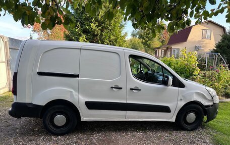 Peugeot Partner II рестайлинг 2, 2012 год, 500 000 рублей, 3 фотография