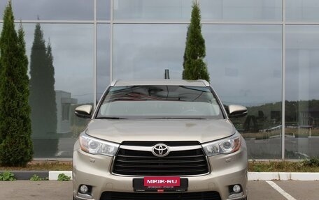 Toyota Highlander III, 2014 год, 3 280 000 рублей, 2 фотография