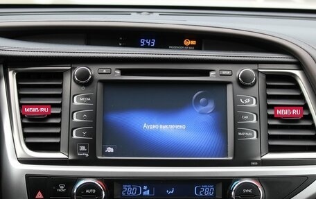 Toyota Highlander III, 2014 год, 3 280 000 рублей, 12 фотография