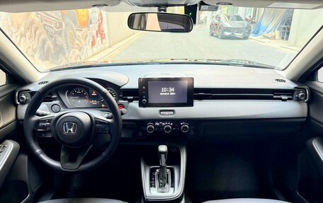 Honda Vezel, 2023 год, 2 010 000 рублей, 11 фотография