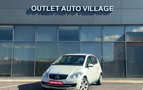 Mercedes-Benz A-Класс, 2011 год, 599 000 рублей, 1 фотография