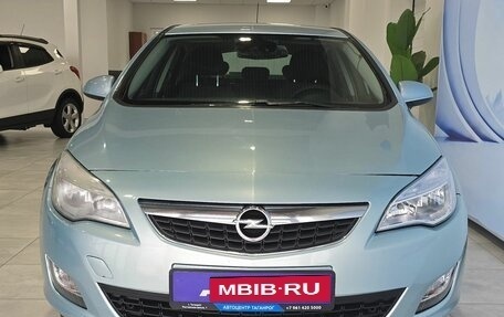 Opel Astra J, 2010 год, 649 000 рублей, 2 фотография