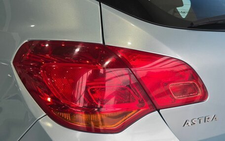 Opel Astra J, 2010 год, 649 000 рублей, 10 фотография