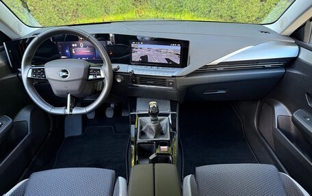Opel Astra, 2023 год, 2 850 000 рублей, 13 фотография