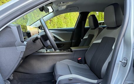 Opel Astra, 2023 год, 2 850 000 рублей, 8 фотография