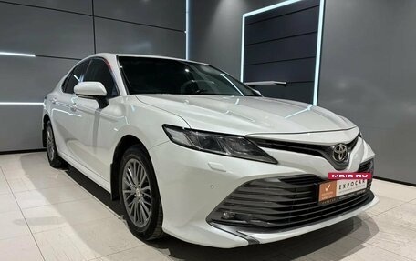 Toyota Camry, 2021 год, 2 399 000 рублей, 7 фотография