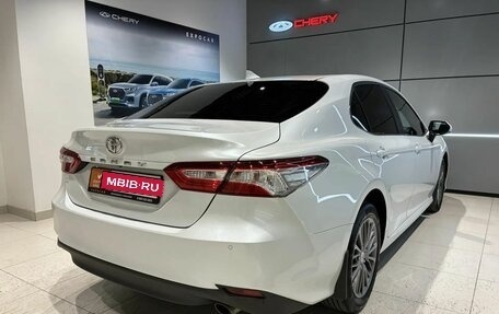 Toyota Camry, 2021 год, 2 399 000 рублей, 5 фотография