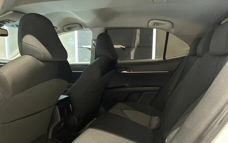 Toyota Camry, 2021 год, 2 399 000 рублей, 17 фотография