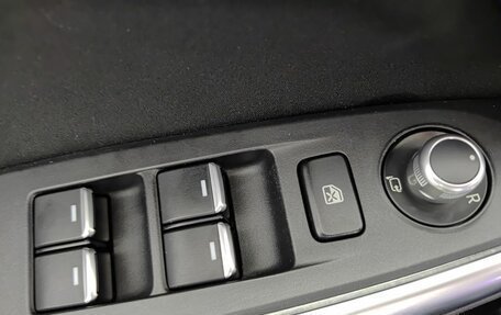 Mazda 6, 2015 год, 1 800 000 рублей, 23 фотография