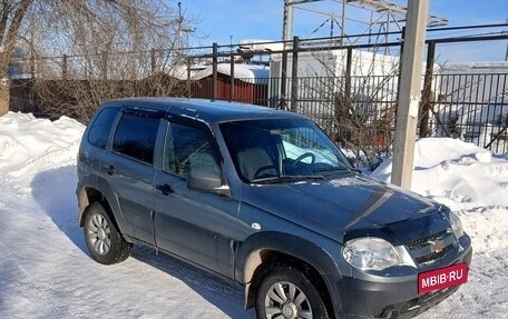 Chevrolet Niva I рестайлинг, 2020 год, 750 000 рублей, 2 фотография