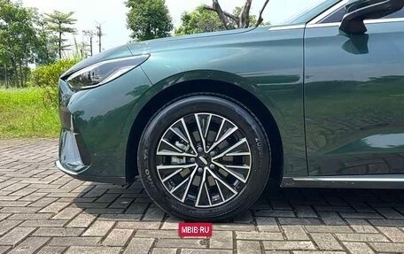 Geely Emgrand, 2026 год, 1 750 000 рублей, 10 фотография