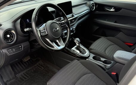 KIA Cerato IV, 2019 год, 1 930 000 рублей, 10 фотография