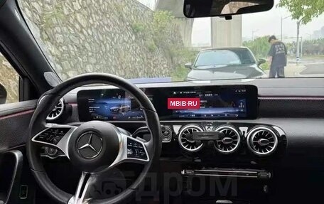 Mercedes-Benz A-Класс, 2022 год, 1 729 000 рублей, 5 фотография
