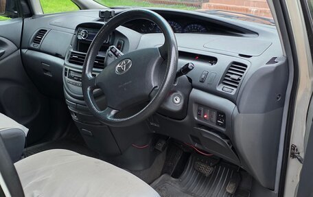 Toyota Estima III рестайлинг -2, 2003 год, 840 000 рублей, 6 фотография