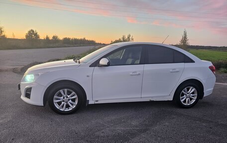 Chevrolet Cruze II, 2013 год, 760 000 рублей, 4 фотография