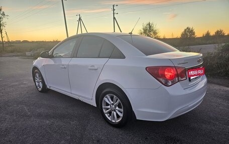 Chevrolet Cruze II, 2013 год, 760 000 рублей, 5 фотография