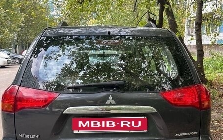 Mitsubishi Pajero Sport II рестайлинг, 2013 год, 2 100 000 рублей, 3 фотография