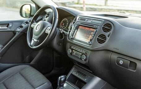 Volkswagen Tiguan I, 2013 год, 1 498 000 рублей, 33 фотография